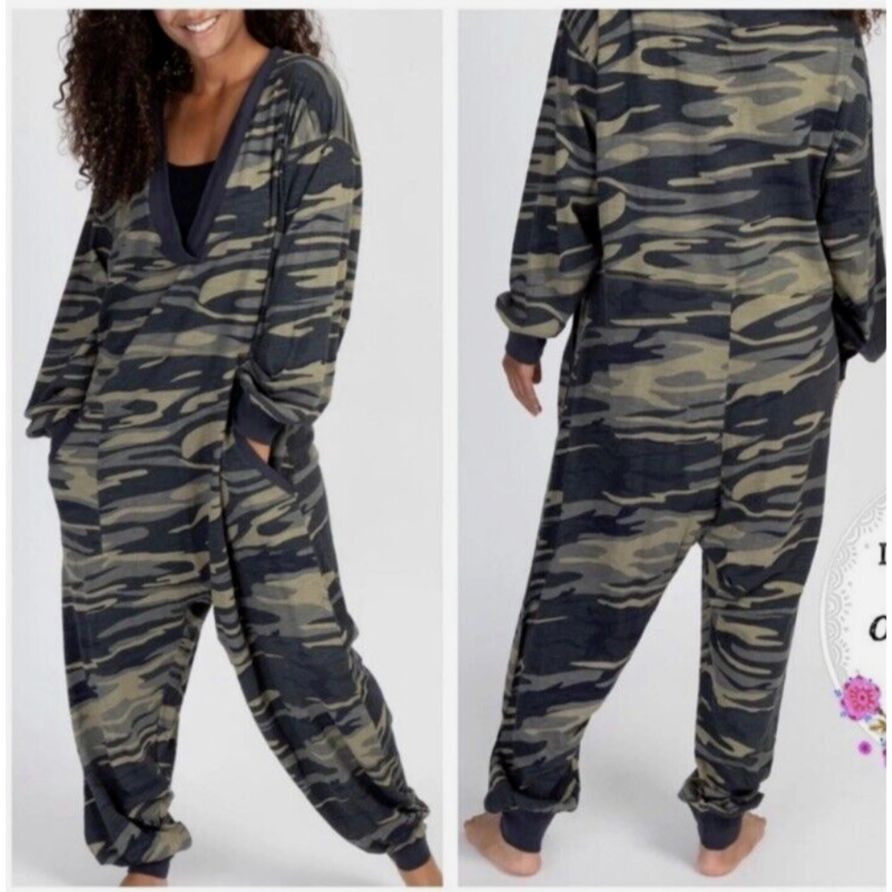 NATURAL LIFE Camo Print One Piece Long Sleeve Oversized Loungewear Jumpsuit xs